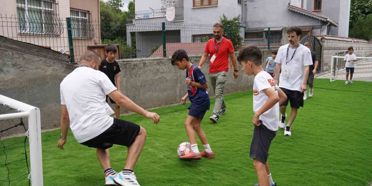 Üsküdar’da “Gezgin Oyun Parkı” Etkinliklerinin İlki Başladı