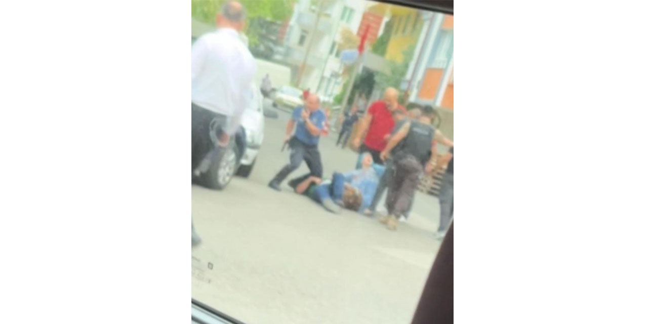 Başkent'te 3 kişiyi bıçakla yaralayan saldırgan vurularak etkisiz hale getirildi