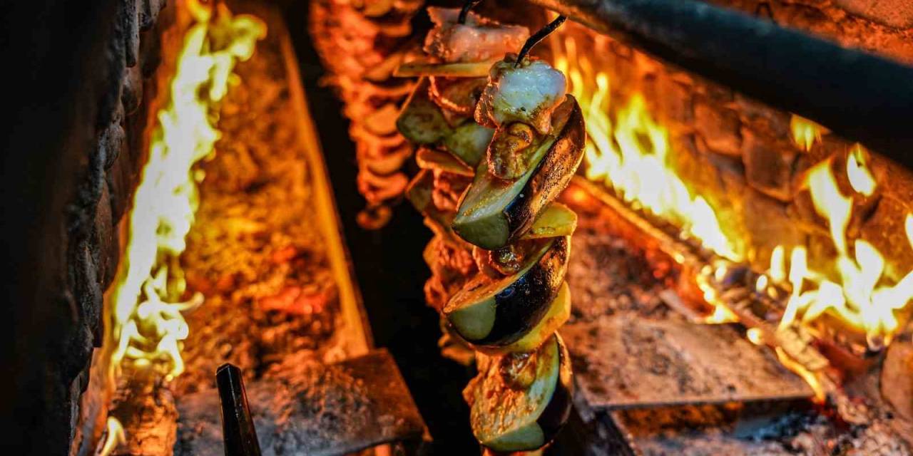 Tokat Kebabını Tavukla Denedi, Hem Tadı Hem Fiyatı Memnun Etti