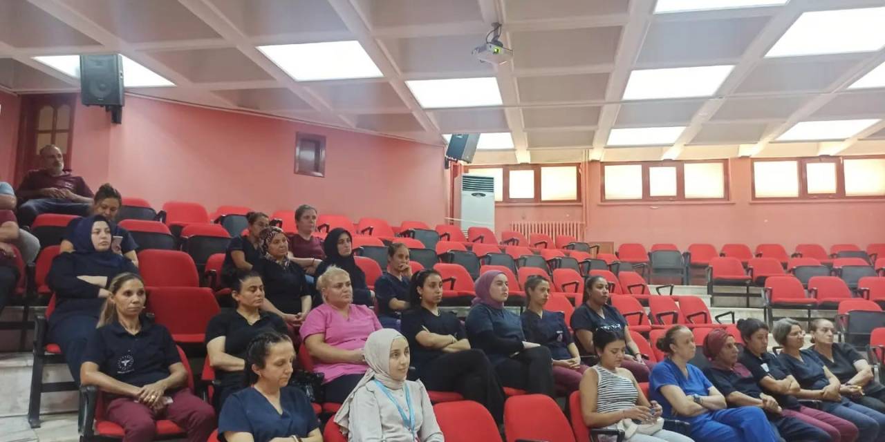Hastane Temizlik Personeline İş Sağlığı Ve Güvenliği Eğitimi Verildi