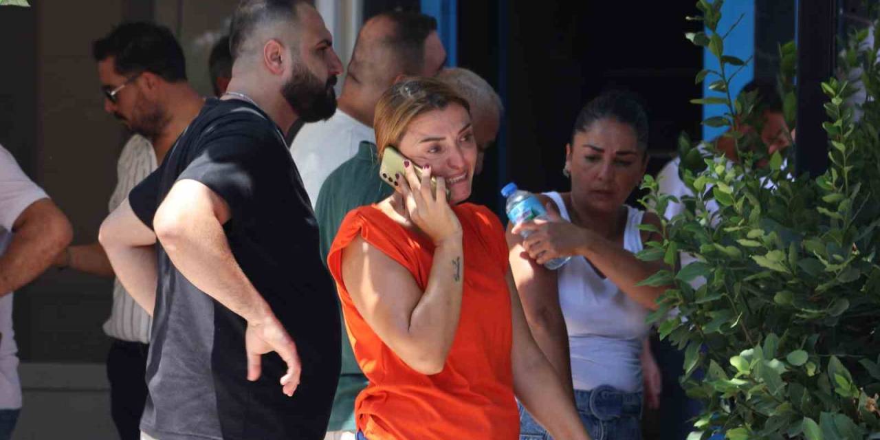 İzmir’de Sendika Binasında Korkutan Yangın: Çalışanlar Canlarını Zor Kurtardı