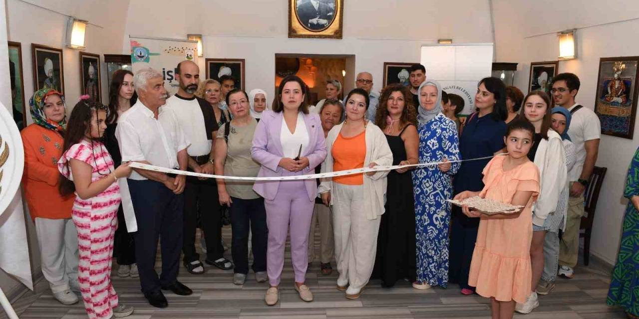 Osmek Yıl Sonu Resim Sergisi Göz Doldurdu