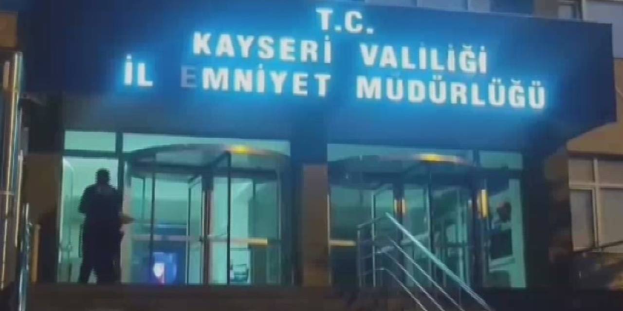 Şüphelenilen Araçtan Uyuşturucu Çıktı