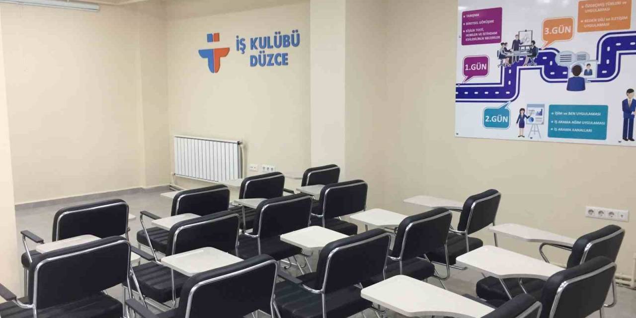 İş Kulübü 2 Bin 733 Kişiye İş Buldu