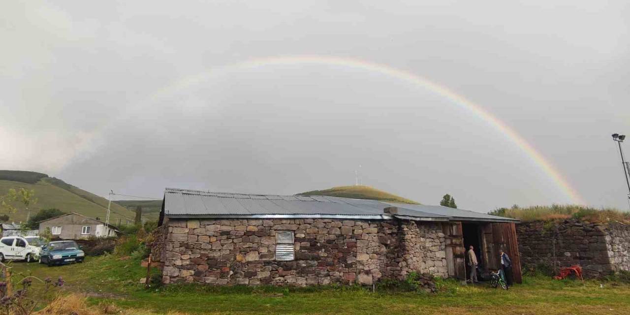 Ardahan’da Sağanak Sonrası Gökkuşağı