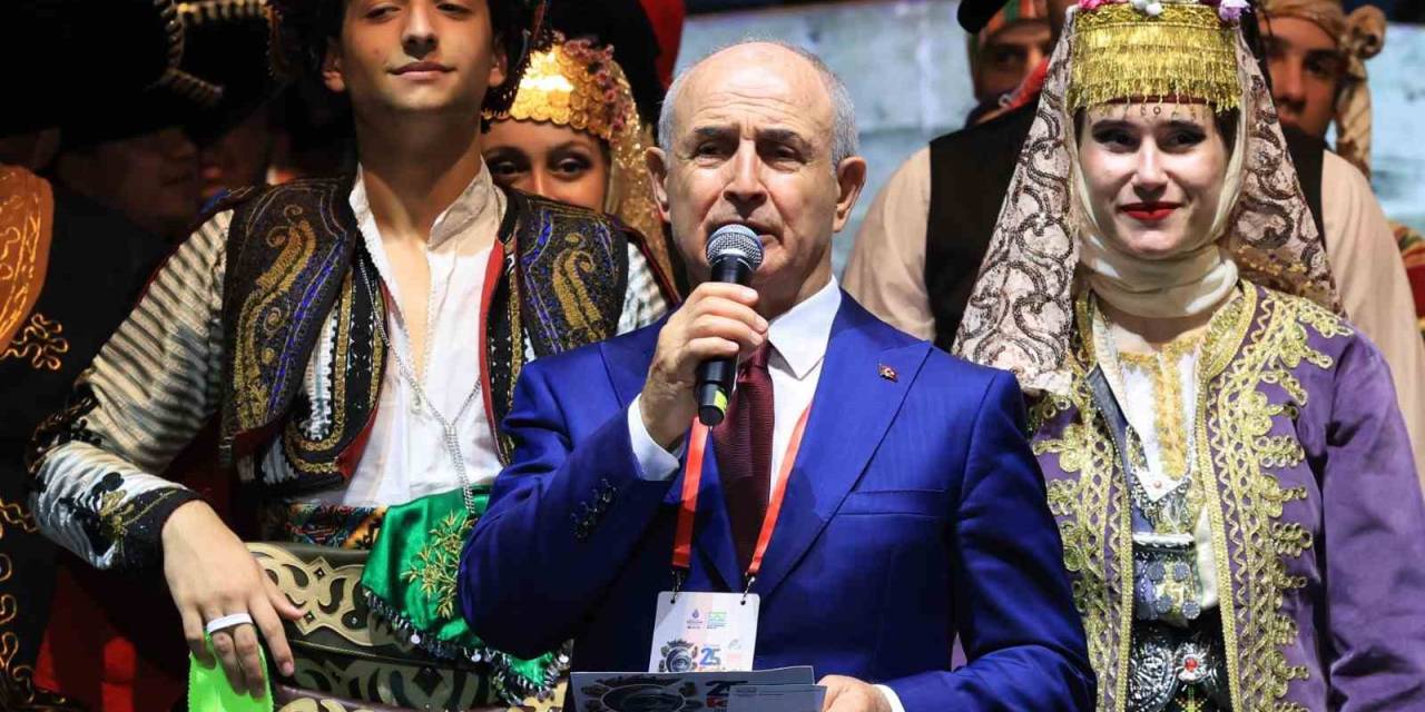 25. Uluslararası İstanbul Büyükçekmece Kültür Ve Sanat Festivali Başladı