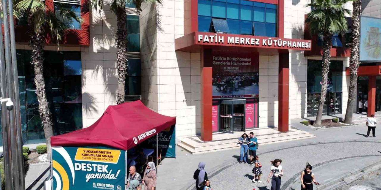 Fatih Belediyesi’nden Öğrencilere Yks Tercih Rehberliği