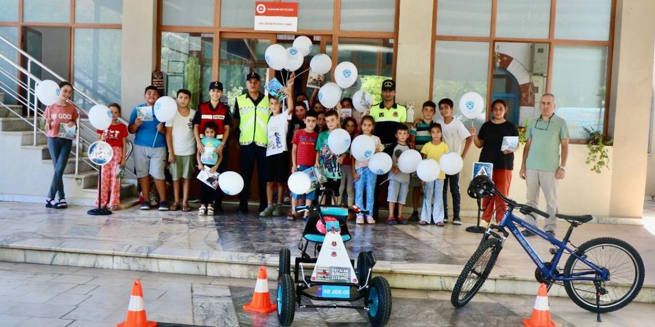 Mobil Trafik Güvenliği Eğitim Timi, Öğrencilere Trafik Eğitimi Verdi