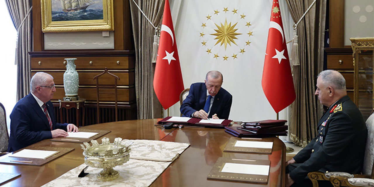 Cumhurbaşkanı Erdoğan, YAŞ kararlarını imzaladı