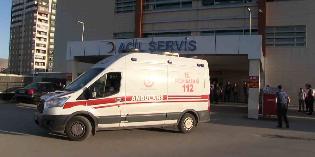 Niğde’de Takla Atan Araç Sürücüsü Öldü