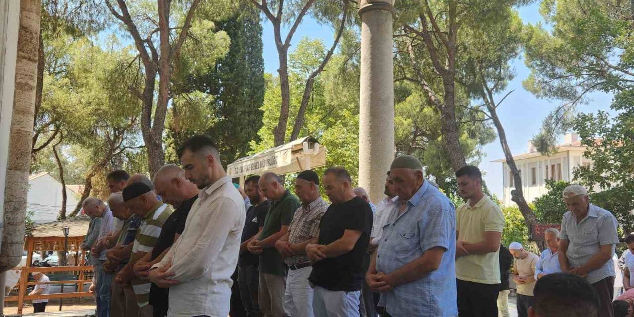 Aydın’da İsmail Haniye İçin Gıyabi Cenaze Namazı Kılındı