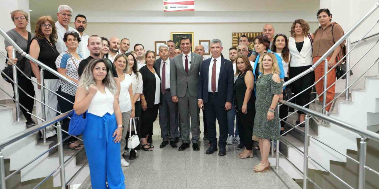 Başkan Zeyrek Soma’dan Mesaj Verdi: “Sosyal Belediyeciliği Herkese Gösteriyoruz”