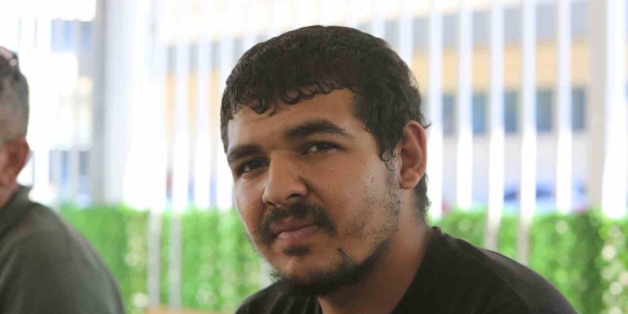 8 Yaşındaki Oğluyla Birlikte Vahşice Cinayete Kurban Giden Kadının Büyük Oğlu: "Kardeşimin Su İçmesini Bile İstemiyordu"