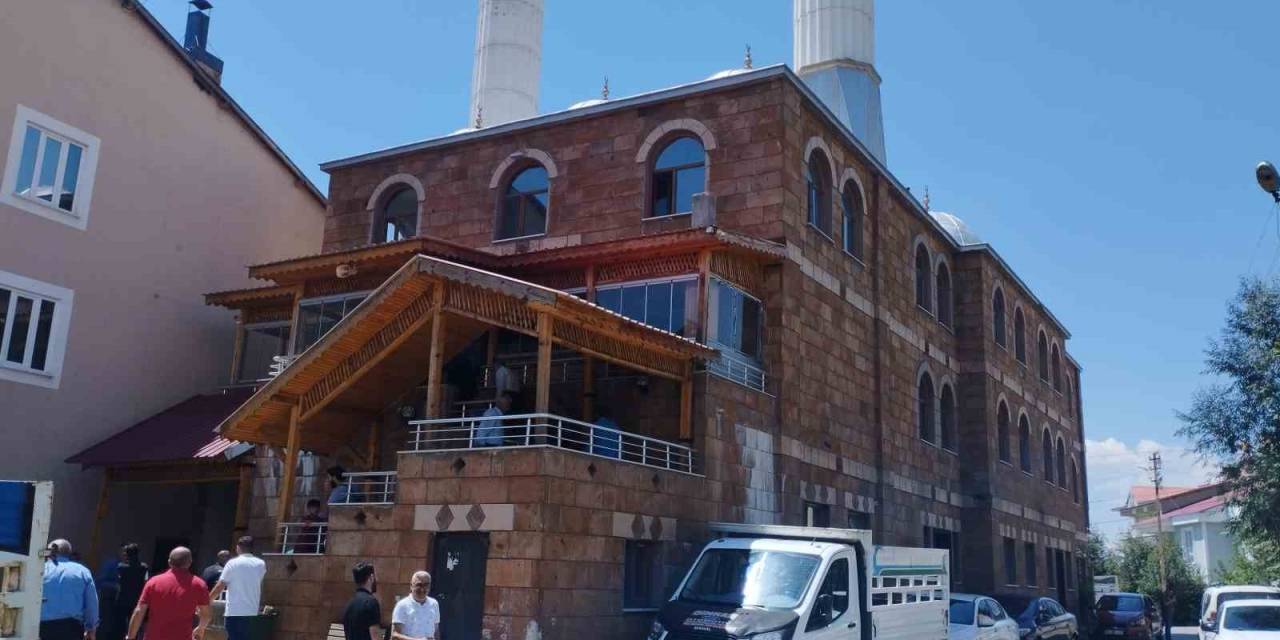 Haniye İçin Varto’da Gıyabi Cenaze Namazı Kılındı