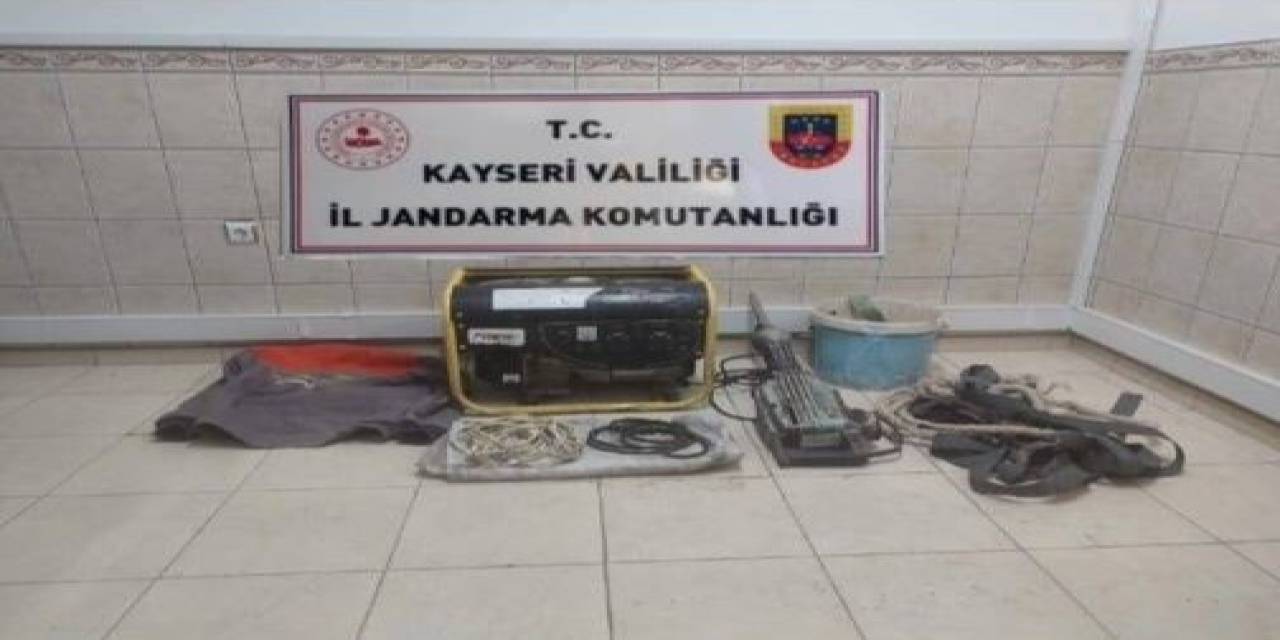 Kaçak Kazıya Jandarmadan Suçüstü