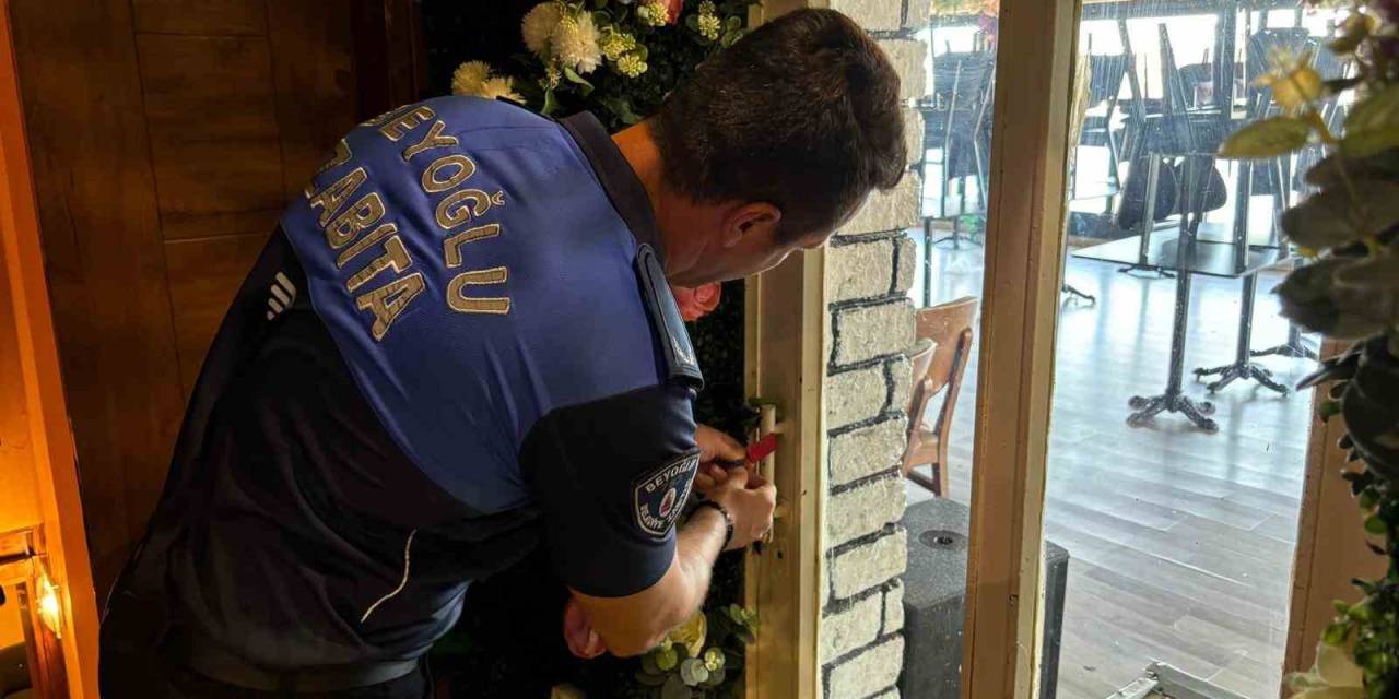 Cihangir’de Kadınlara Darp Görüntüleri İle Gündeme Gelen Mekan Mühürlendi