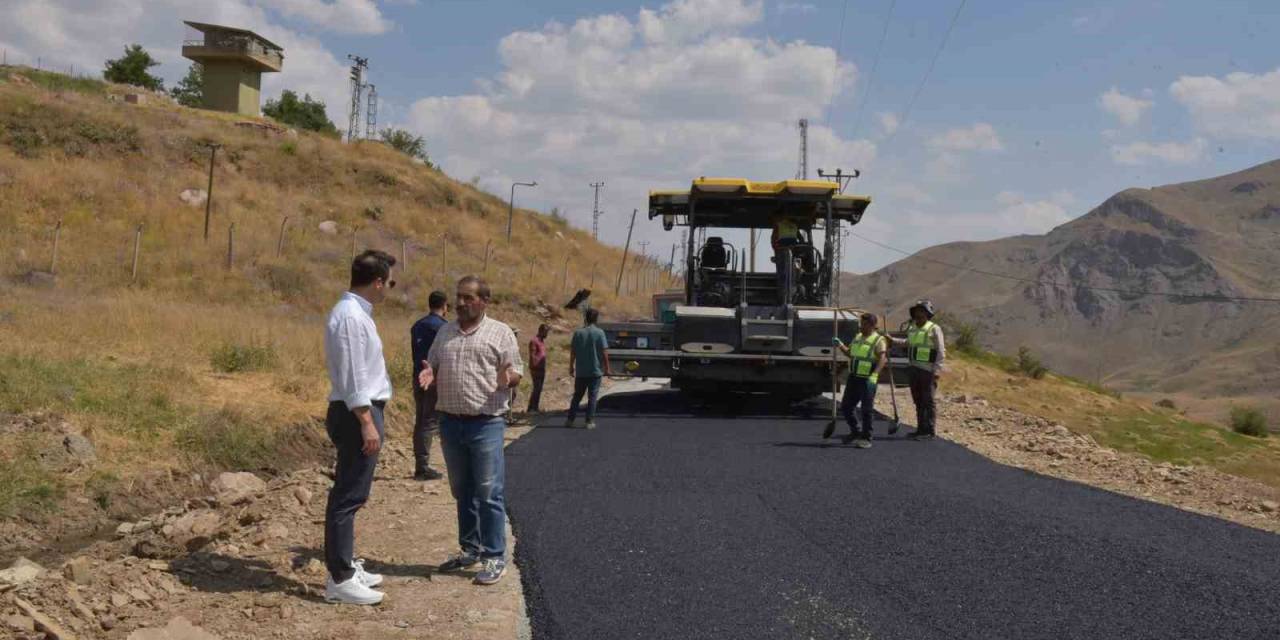 Karadağ: “Köy Yollarındaki Ulaşım Konforunu Artırıyoruz”