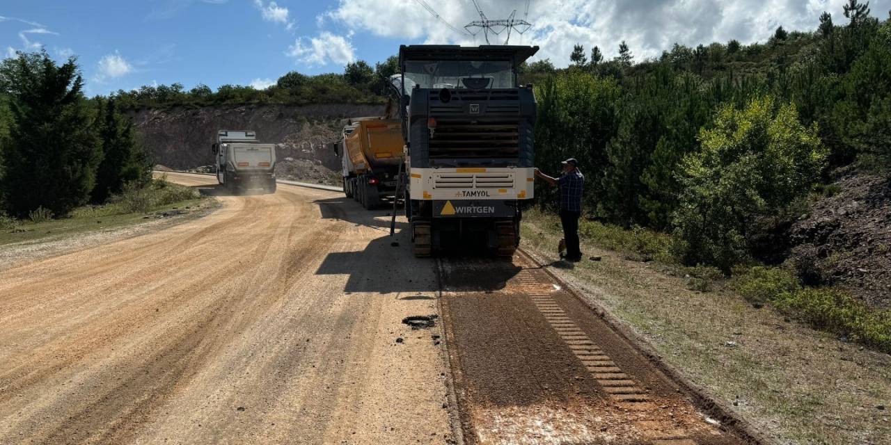 Derince İle Köyler Arasındaki Yol Yenileniyor