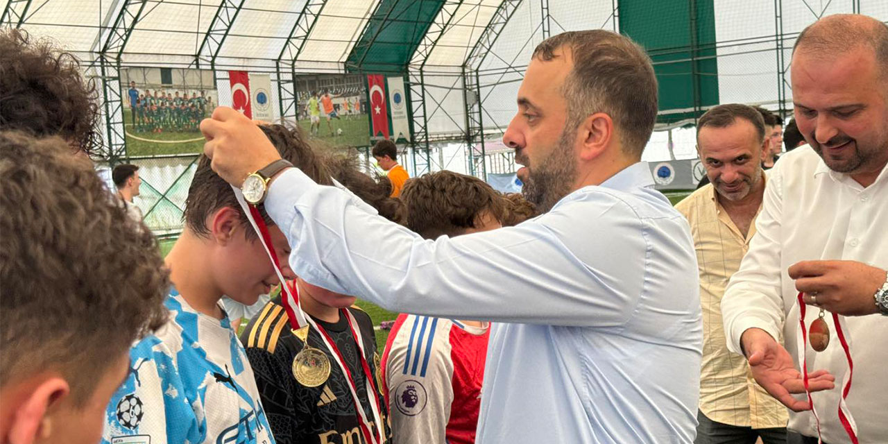 İyidere’de Yaz Kur’an Kursları Arası Futbol Turnuvası düzenlendi