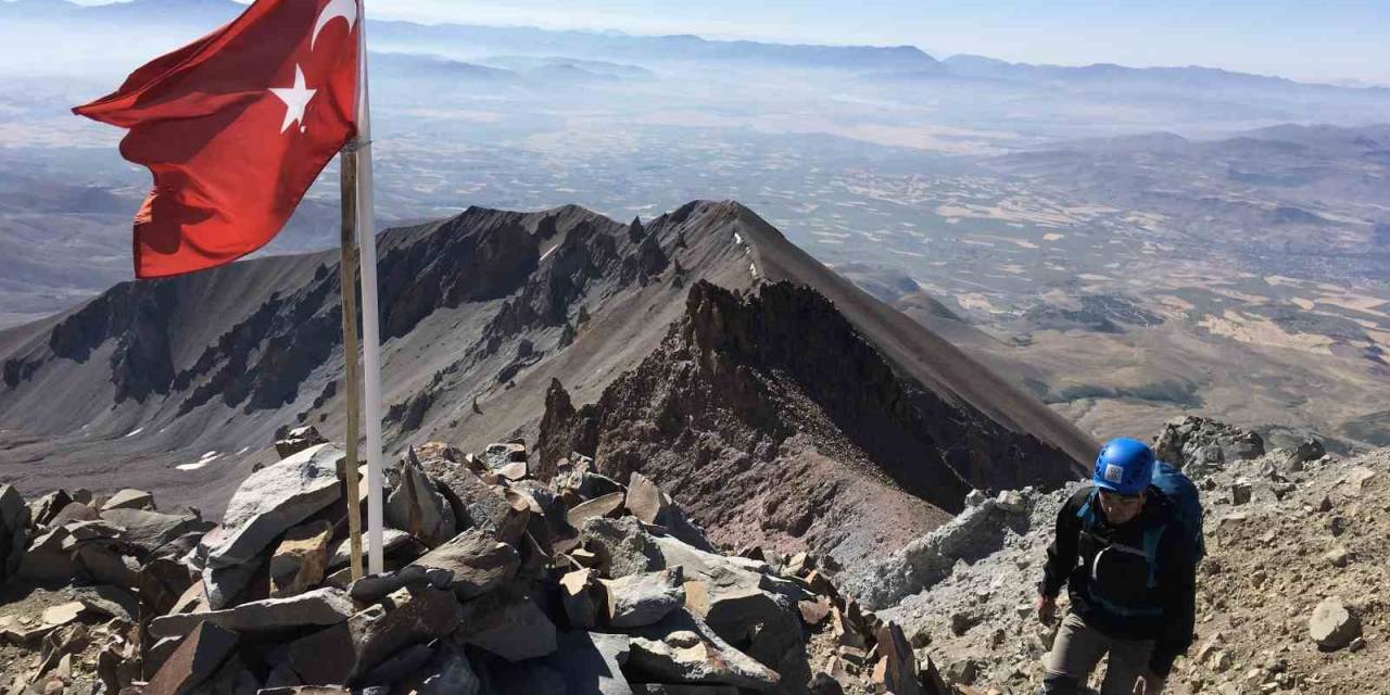 Erciyes’te Zirve Heyecanı Başlıyor