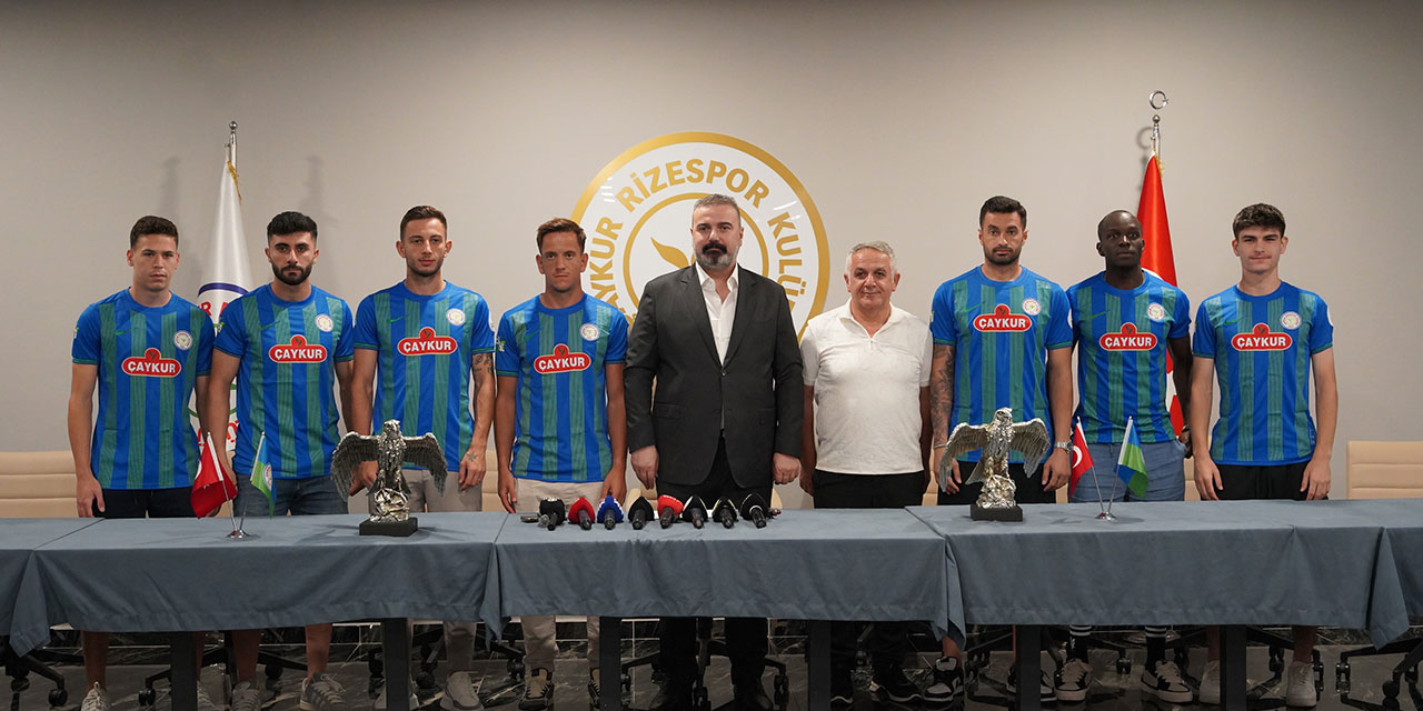 Çaykur Rizespor’da yeni transferler tanıtıldı