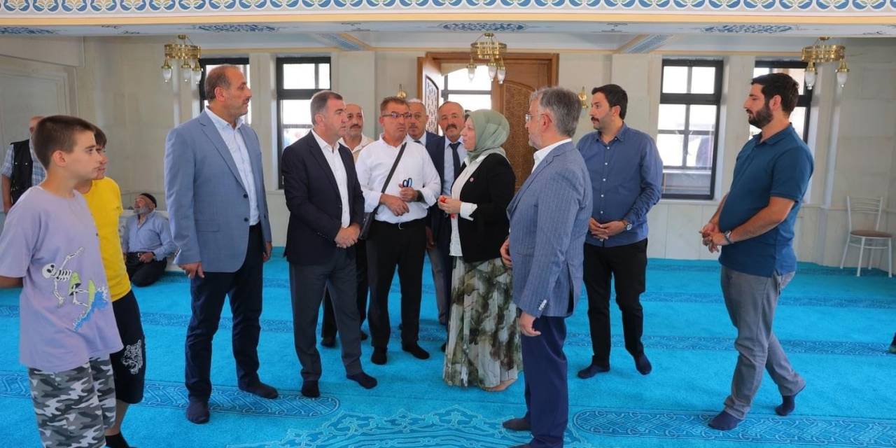 Yukarı Pınarlı Köyü Camii Dualarla İbadete Açıldı