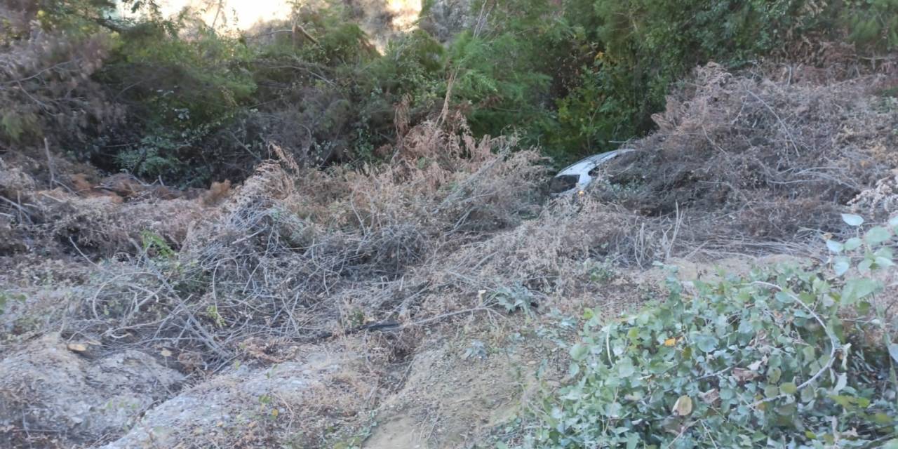 Samandağ’da Uçurumdan Uçan Otomobilin Sürücü Yaralandı