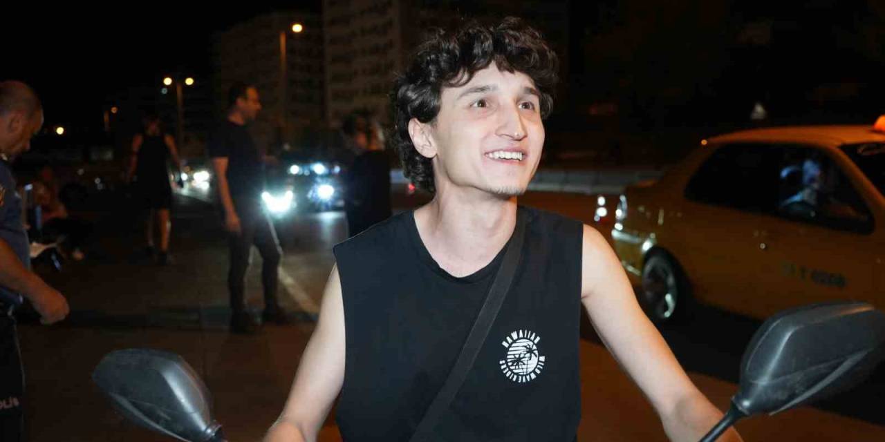 Kasksız Sürücüden Şaşırtan Tepki: Ceza Kesilince Gülme Krizine Girdi