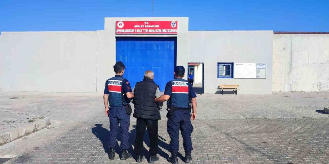 Karı Koca Çift Cinsel İstismar Suçundan Tutuklandı