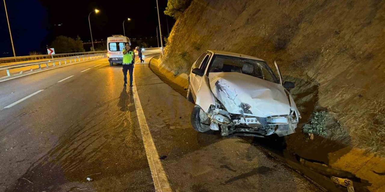 Bilecik’te Meydana Gelen Trafik Kazasında 2 Kişi Yaralandı