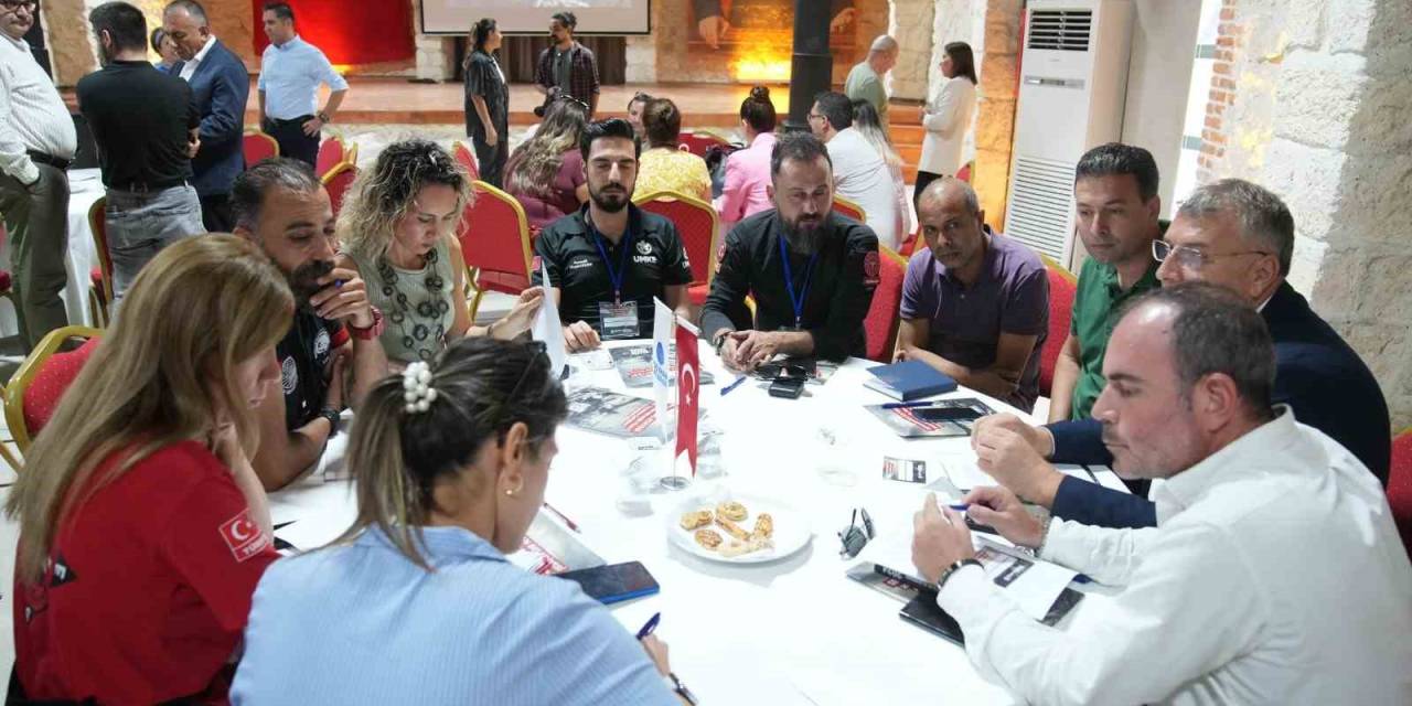 Başkan Tekin: “Afetlere Karşı Dirençli Bir Seyhan İçin Birlikte Çalışacağız”