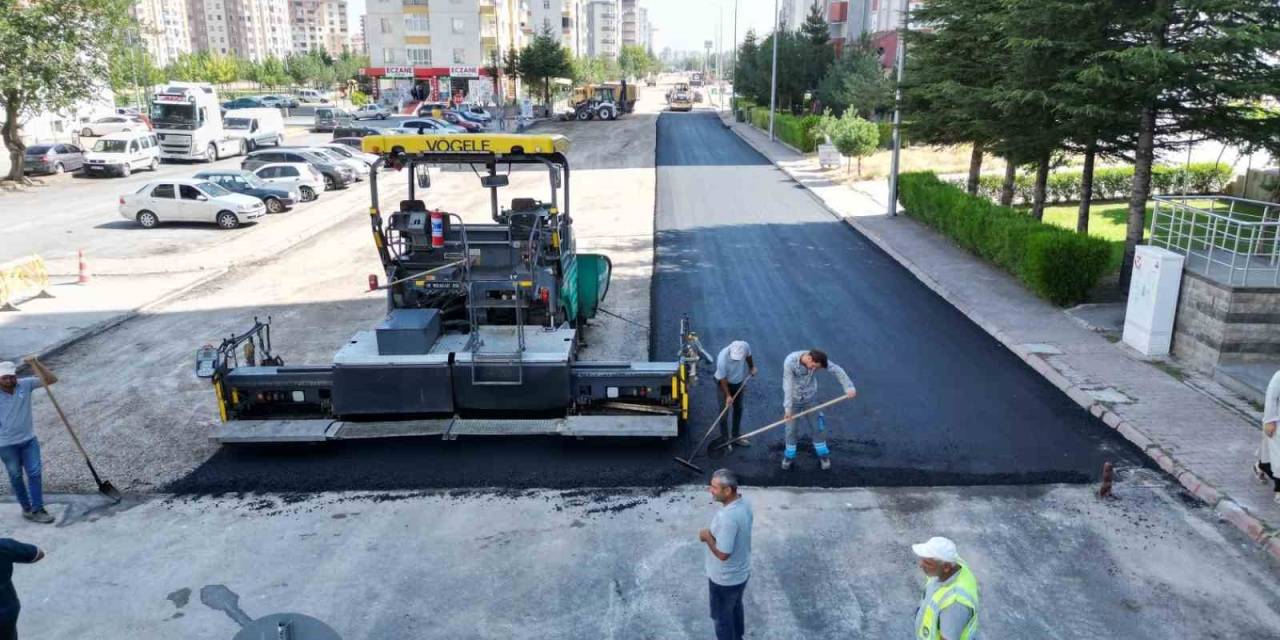 Melikgazi Belediyesi Fatih Sultan Mehmet Bulvarı’nı Yeniliyor