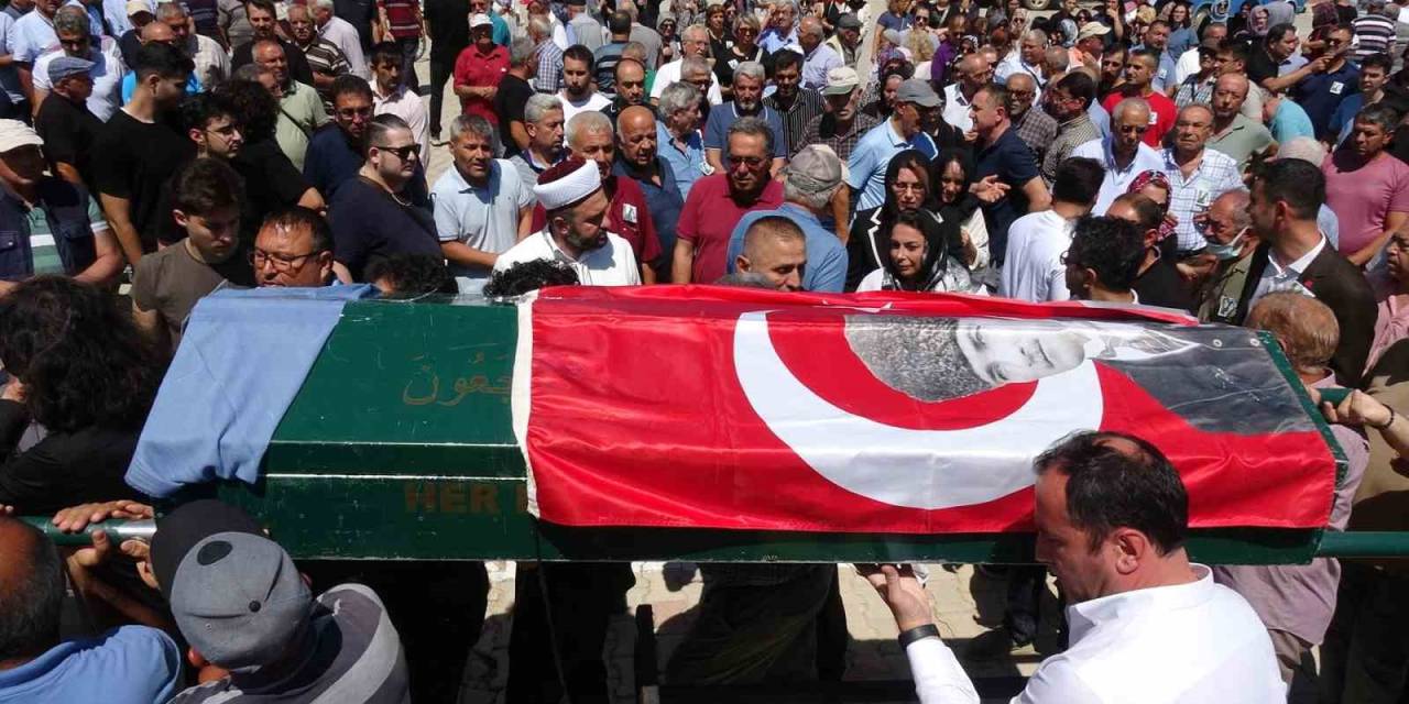 Sevgilisi Tarafından Öldürülen Derya Öğretmen Karaman’da Toprağa Verildi