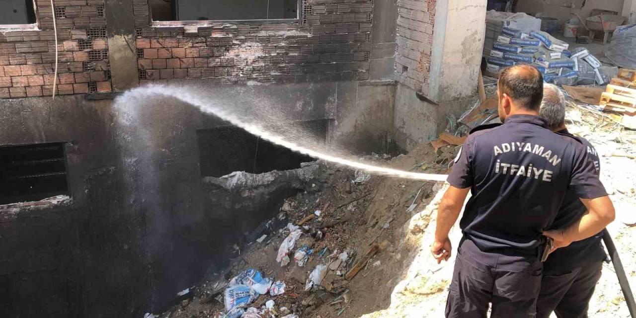 İnşaat Atıklarının Alev Alması Paniğe Neden Oldu