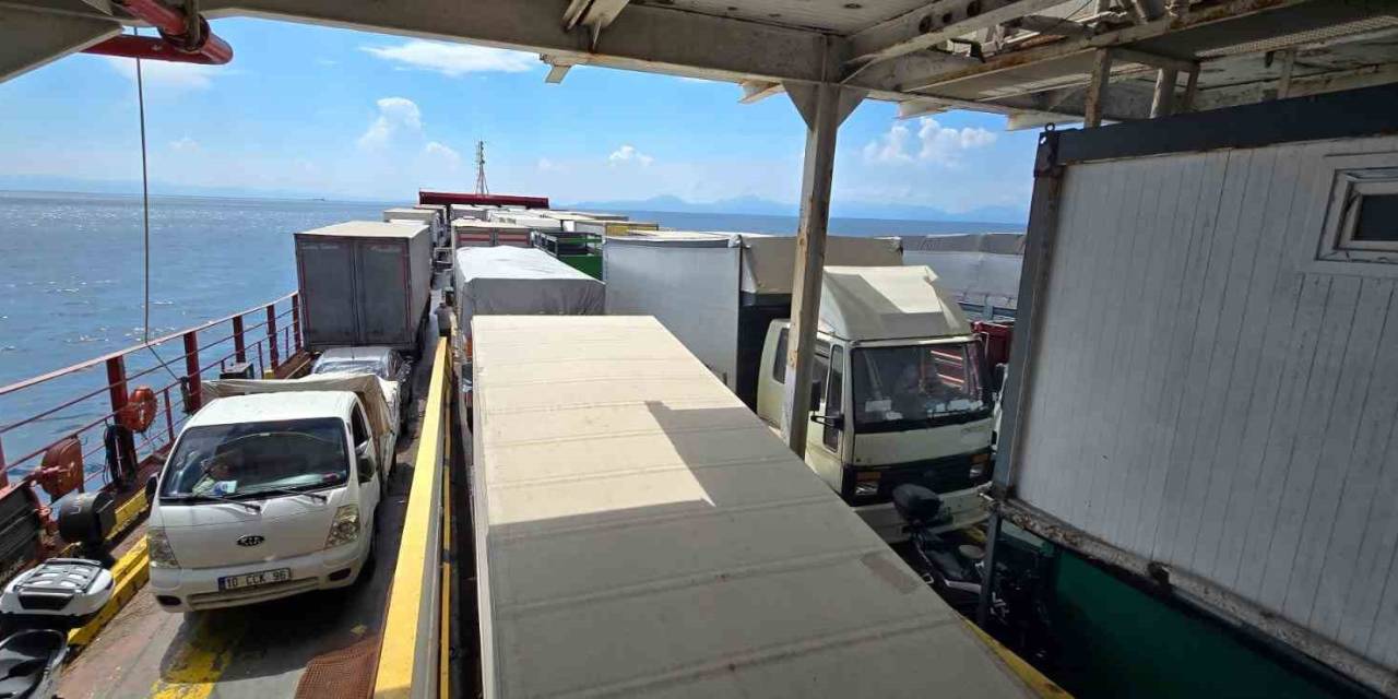 Marmara Denizi’nde ’istanbul N’ İsimli Gemide Elektrik Arızası