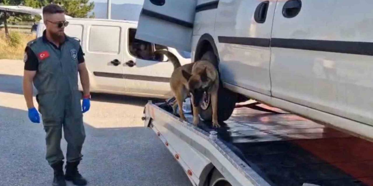Bolu’da 40,5 Kilo Uyuşturucu Ele Geçirildi: Bakın Uyuşturucu Nereden Çıktı