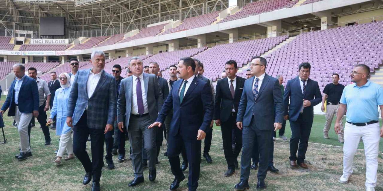 Osman Aşkın Bak: “Hatayspor’un Yeni Sezonda Maçlarını Hatay’da Oynaması İçin Gayret Ediyoruz"