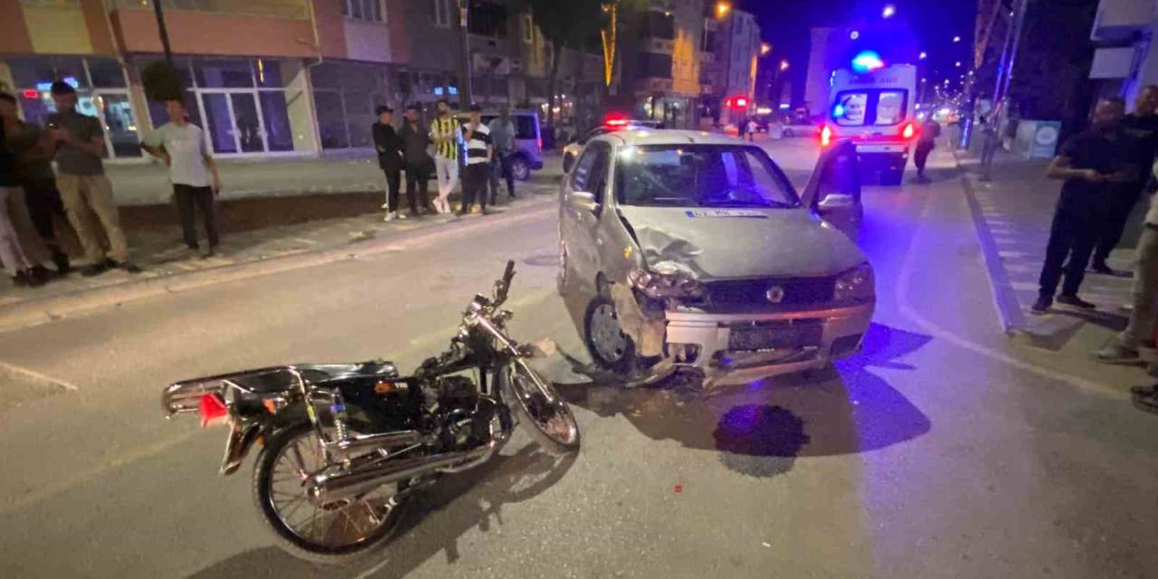 Konya’da Otomobil İle Motosiklet Çarpıştı: 2 Yaralı