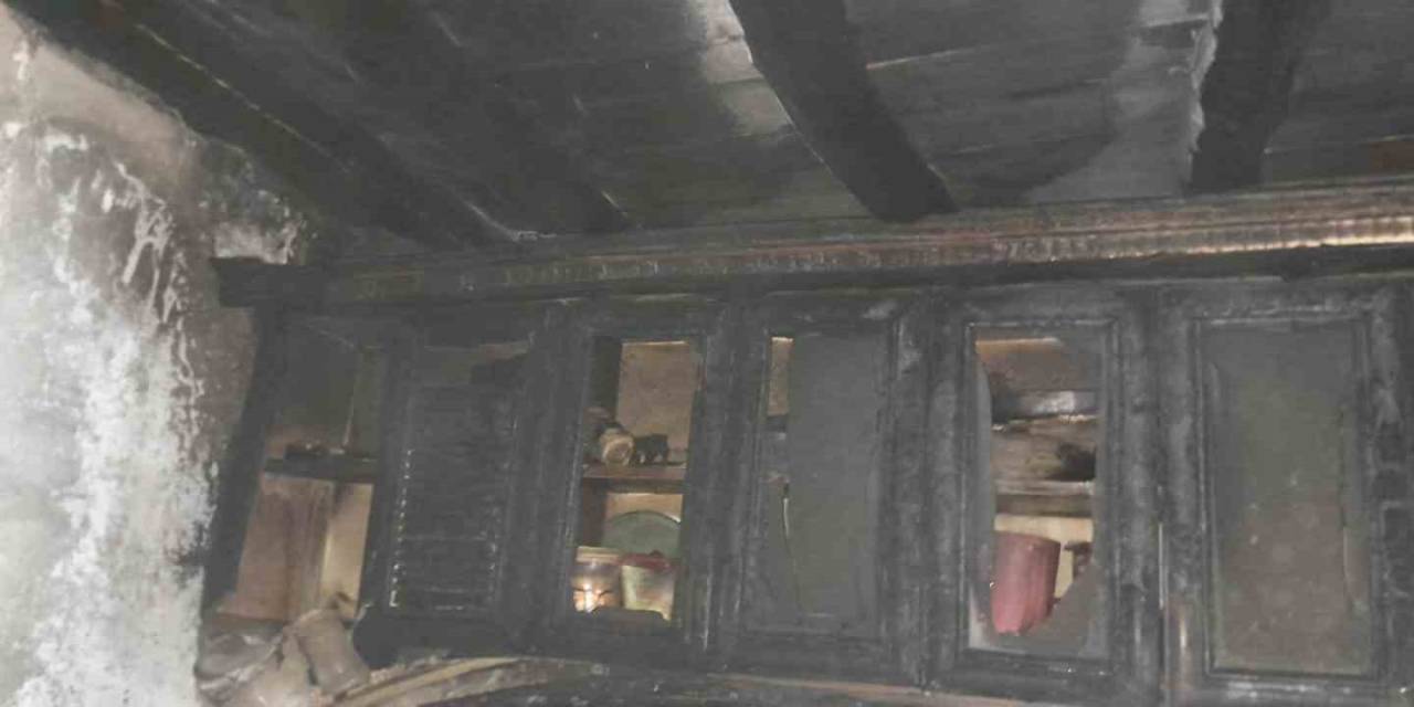 Hakkari’de Korkutan Yangın