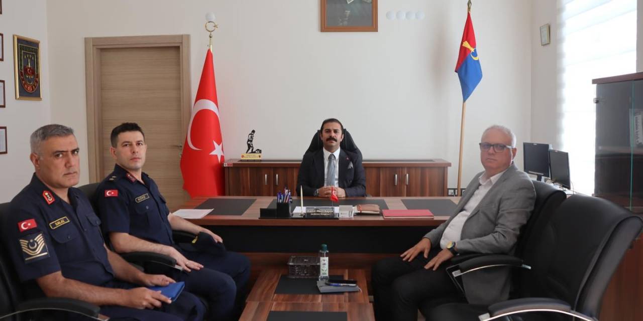 Koçarlı Kaymakamı Taşkın, Emniyet Ve Jandarma Personeli İle Bir Araya Geldi
