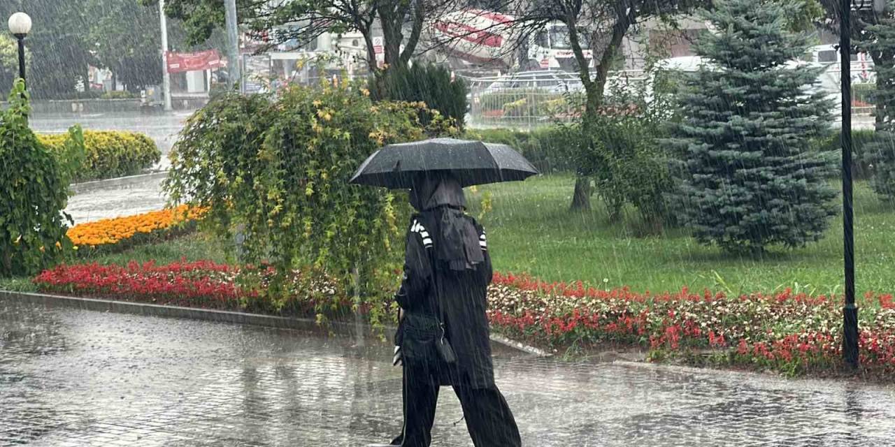 Gök Gürültülü Sağanak Yağış Uyarısı