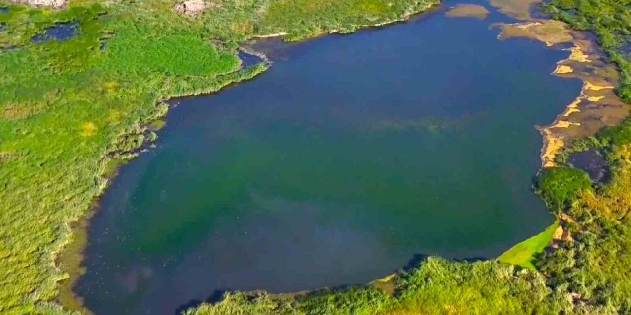 Van’da Sönmüş Lavların Arasındaki Göl İlk Kez Görüntülendi