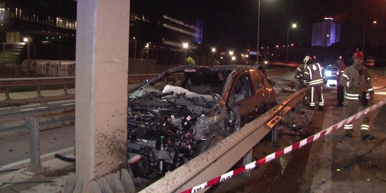 Pendik’te Otomobil Sürücüsü Refüje Girdi: 1 Ağır Yaralı