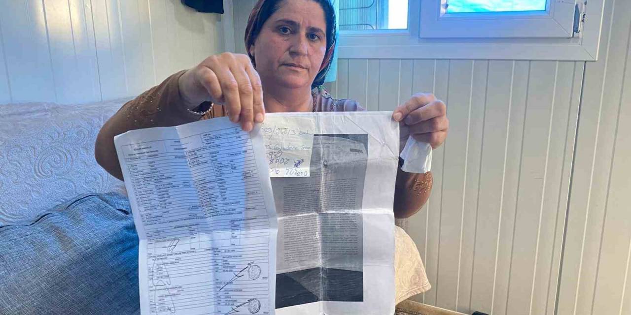 Acılı Anne, 18 Yıl Önce Öldüğü Söylenen Kızının Yaşadığına İnanıyor