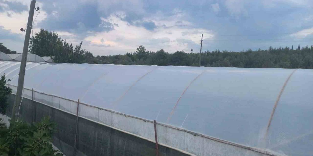 Antalya’da Direkten Sarkan Kabloyla Elektrik Akımına Kapılan Genç Ağır Yaralandı