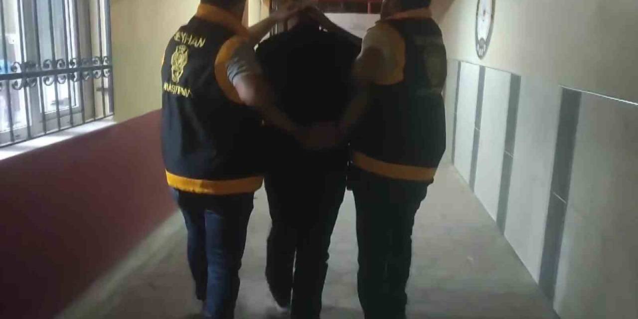 Ankastre Fırının İçerisinden Ruhsatsız Silahlar Çıktı