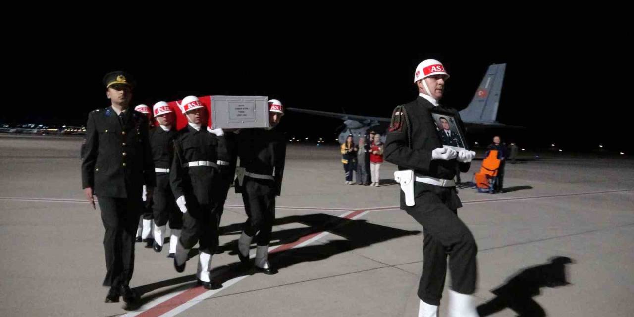 Ispartalı Şehidin Naaşı Memleketine Getirildi