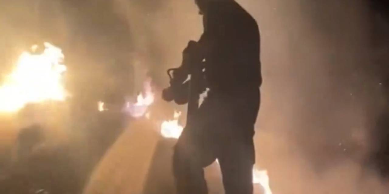 Van’da 2 Bin 600 Bağ Ot Alev Alev Yandı