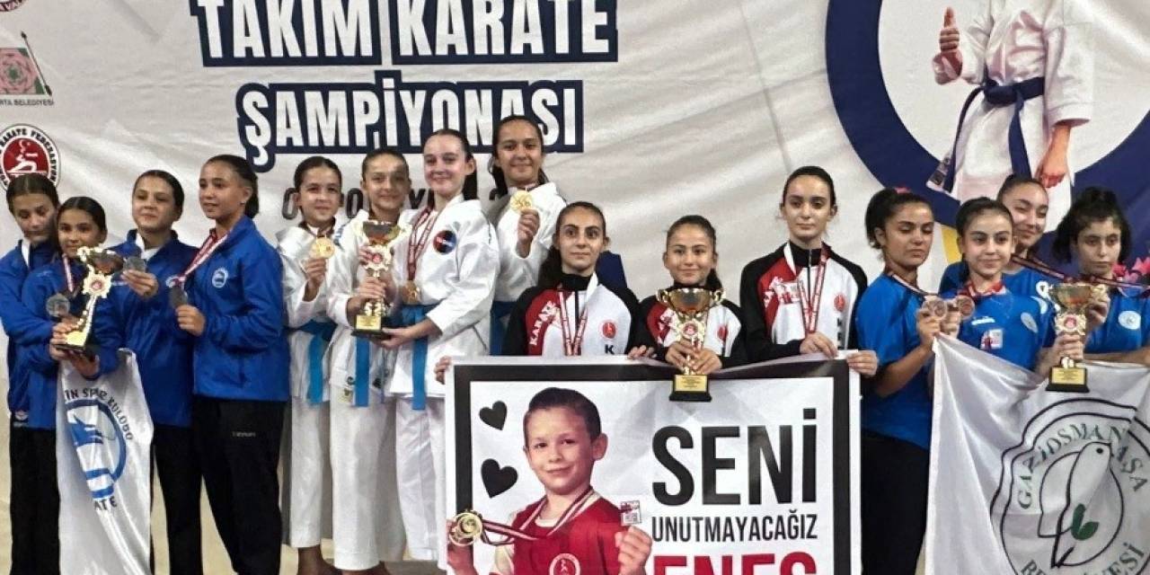 Tavşanlı Belediyesi Karate Takımı Türkiye Şampiyonu Oldu