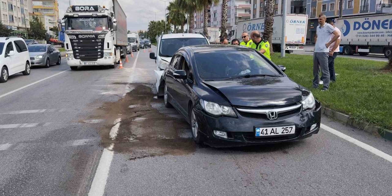 Çarşamba’da 3 Araçlı Zincirleme Kaza: 3 Yaralı